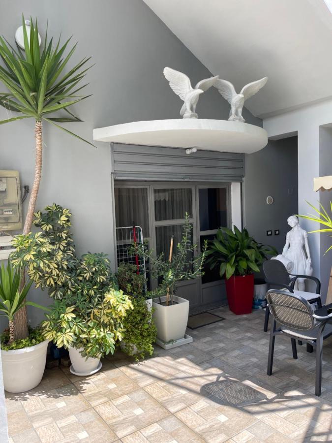 Studio Vlora Bagian luar foto